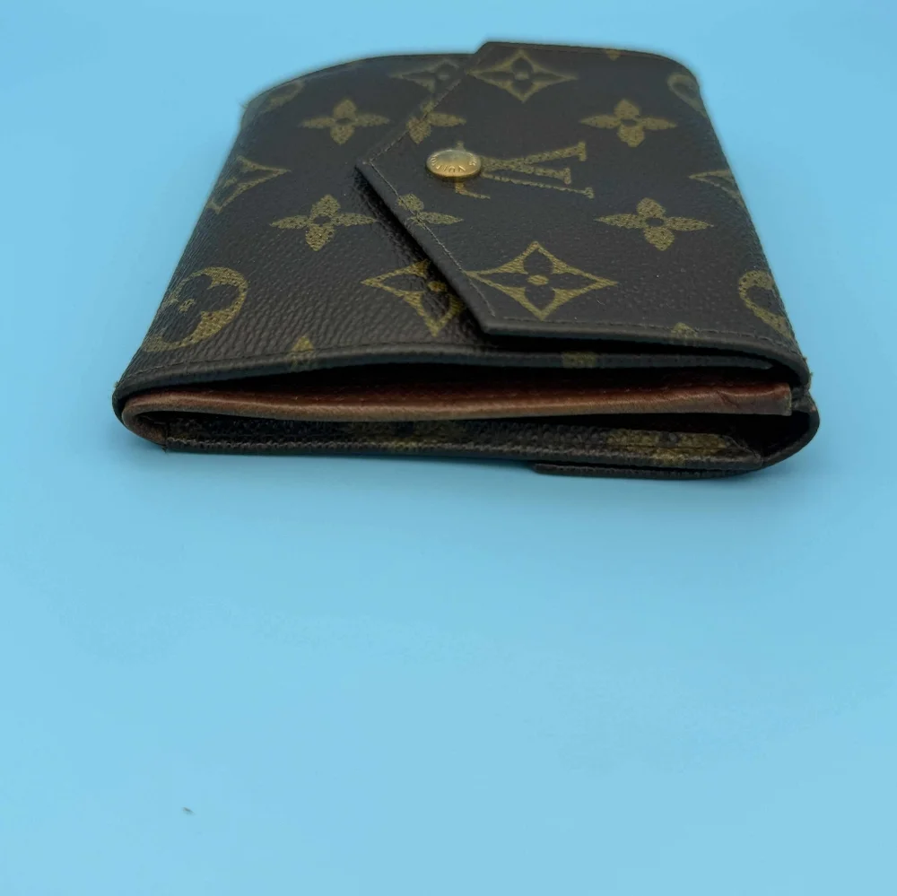 Louis Vuitton Monogram Bifold Wallet - Picture 8 of 16